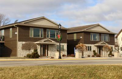 Vacation Rentals Algoma WI Harbor Walk Condos Exterior